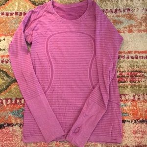 Lululemon long sleeve swiftly crew